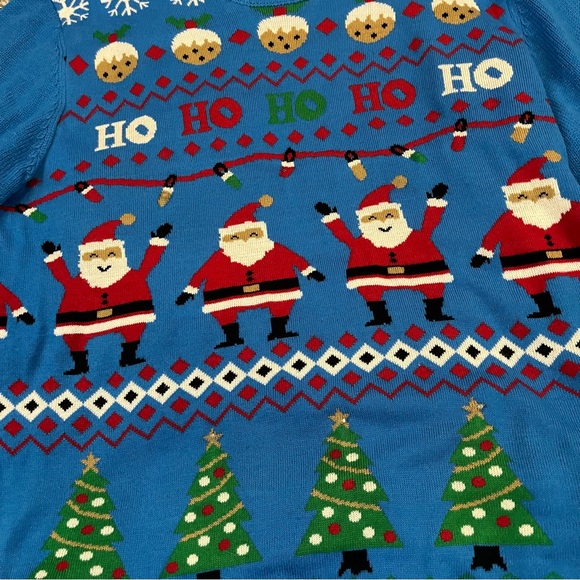 NWOT George Blue Christmas sweater with lights. Watch the video ~ - Picture 5 of 6